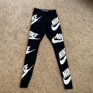 Nike leggings